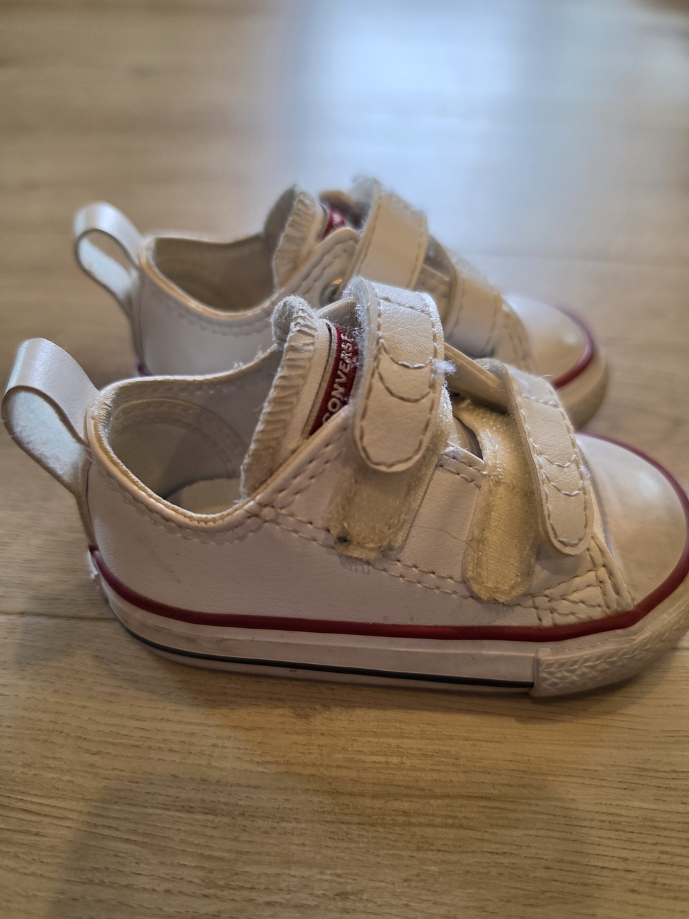 Converse Chuck Taylor All Star Toddler Leather Sneakers - White - Size 3